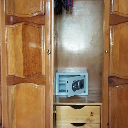Dolphin Apartment
